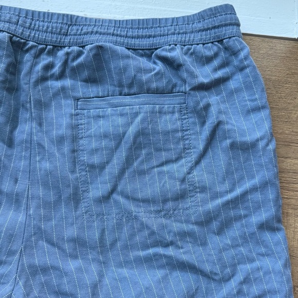 Banana Republic Women’s blue drawstring shorts size S - Picture 2 of 7